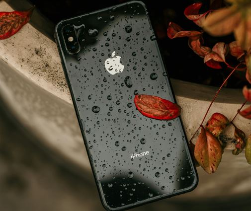 iPhone Water Damage: 10 Warning Signs and How to Fix Your Water-Damage iPhone Water Damage: 10 Warning Signs and How to Fix Your Water-Damage